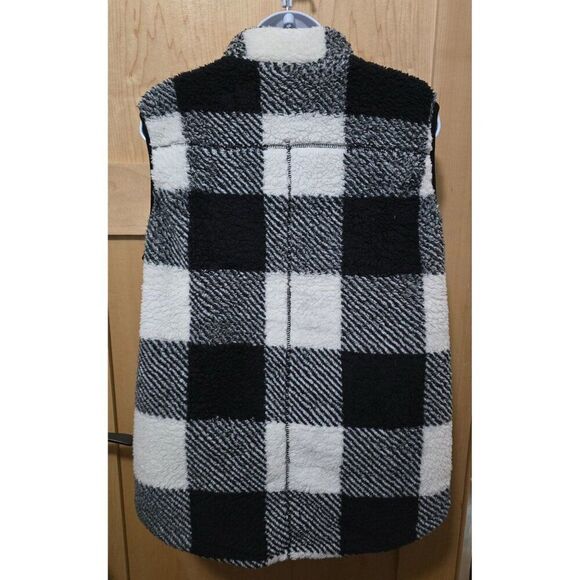 Black & White Buffalo Check Sherpa Fleece Vest Zip Front soft warm cottagecore - Picture 2 of 6